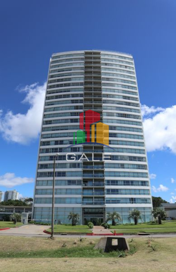 Apartamento ID.4250 - Departamento d 3 dormitoios + dependencia en venta en Torre Le Parc