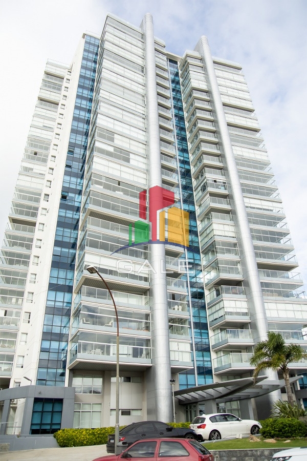 Apartamento ID.4074 - EDIFICIO MIAMI BOULEVARD II, UNIDAD LATERAL EN VENTA, 2 DORMITORIOS, PLAYA MANSA, PARRILLERO EN BALCÒN
