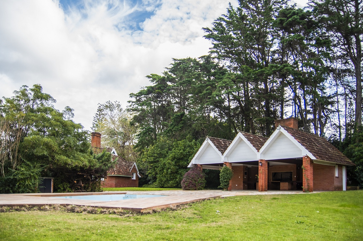 Casa ID.262 - Hermosísima casa en Golf, Punta del Este