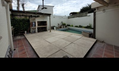 Casa de 3 dormitorios en Barrio Cantegril