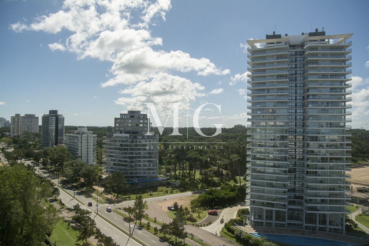 Apartamento ID.1502 - Penthouse en Punta del Este, playa brava 4 dormitorios