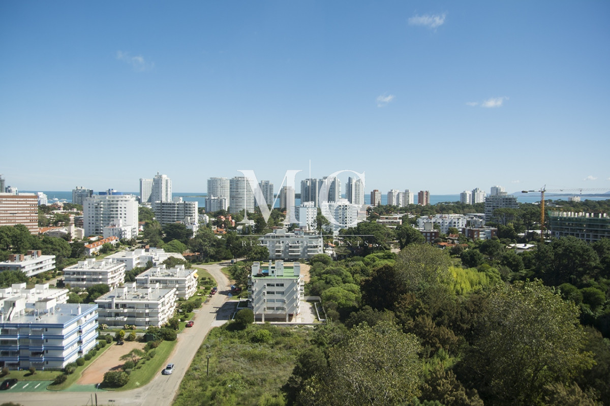 Apartamento ID.1502 - Penthouse en Punta del Este, playa brava 4 dormitorios