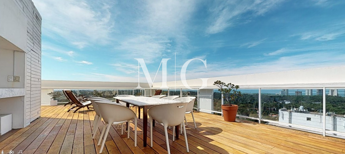 Apartamento ID.1499 - Penthouse de 3 dormitorios en venta en Torre Yoo