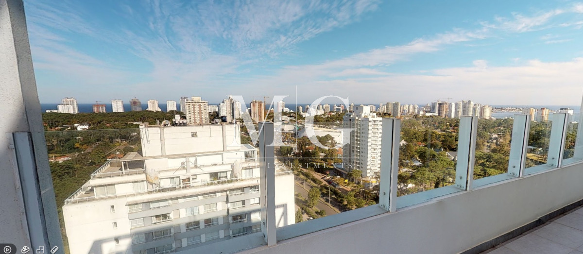 Apartamento ID.1499 - Penthouse de 3 dormitorios en venta en Torre Yoo