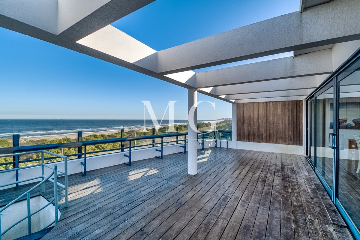 Apartamento ID.1498 - Hermoso penthouse con una ubicación privilegiada de la brava 