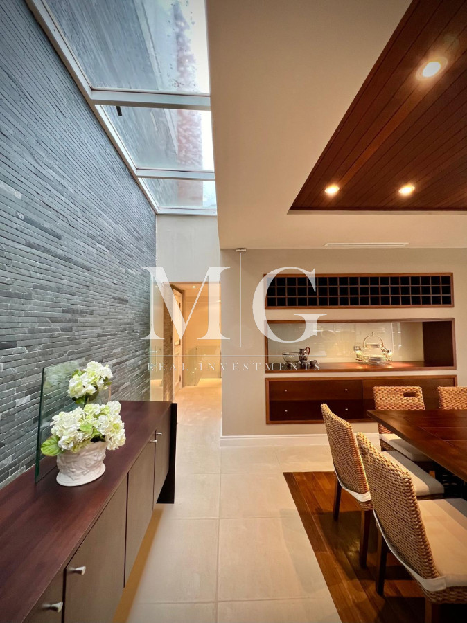 Apartamento ID.1495 - Espectacular Departamento en venta frente al mar, penthouse de 4 dormitorios. Punta del Este