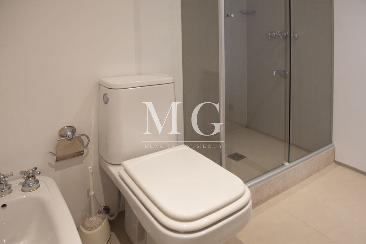 Apartamento ID.1497 - Penthouse Duplex en Venta de 4 dormitorios en Playa Brava , Punta del este 