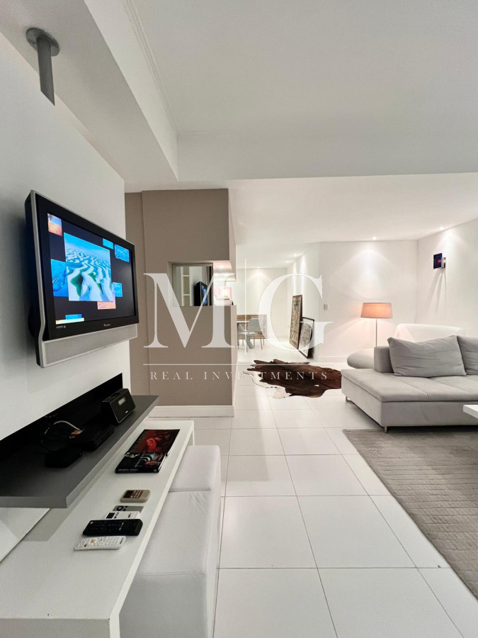 Apartamento ID.1495 - Espectacular Departamento en venta frente al mar, penthouse de 4 dormitorios. Punta del Este