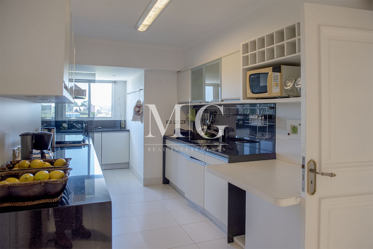 Apartamento ID.1497 - Penthouse Duplex en Venta de 4 dormitorios en Playa Brava , Punta del este 