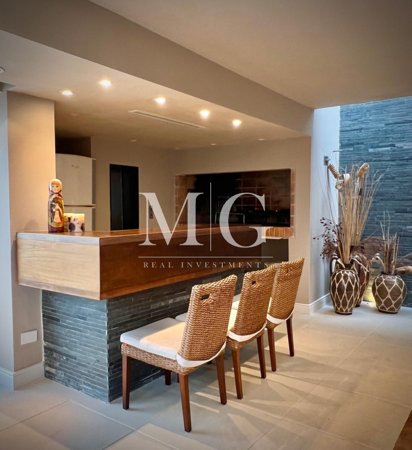 Apartamento ID.1495 - Espectacular Departamento en venta frente al mar, penthouse de 4 dormitorios. Punta del Este