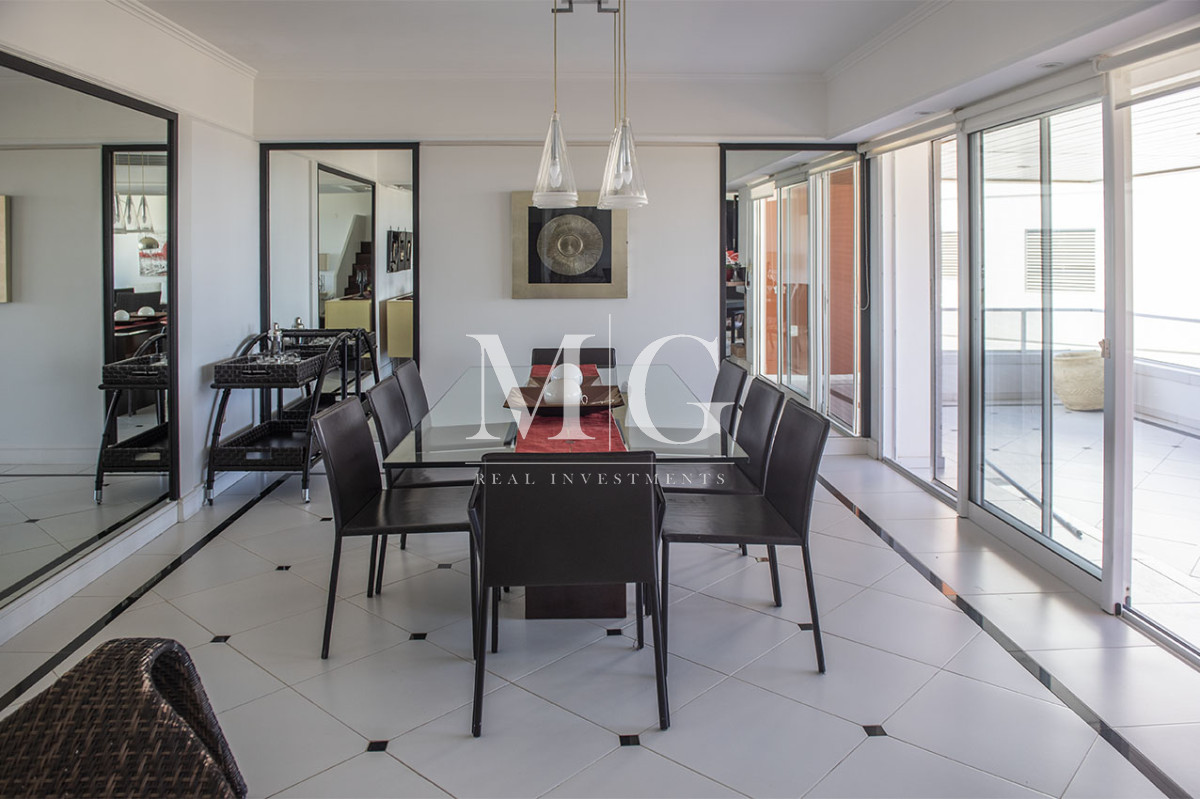 Apartamento ID.1497 - Penthouse Duplex en Venta de 4 dormitorios en Playa Brava , Punta del este 