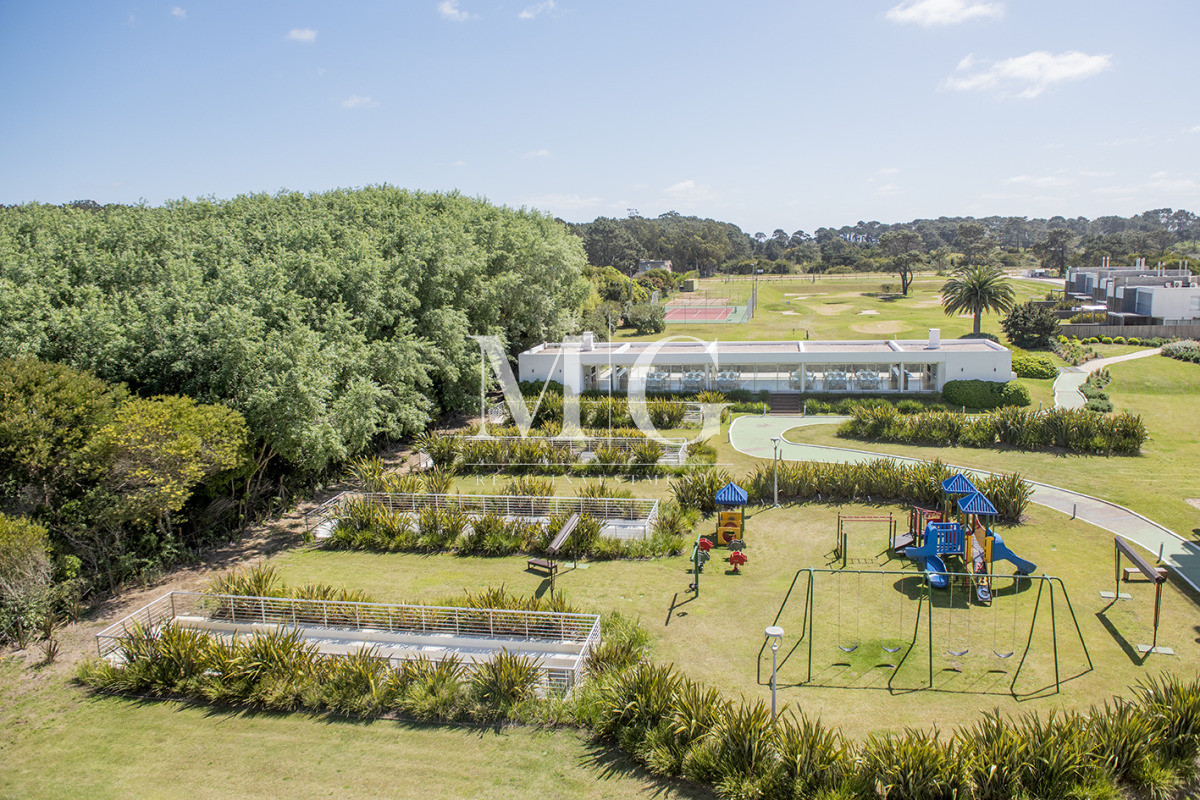 Apartamento ID.1496 - Departamento de 3 dormitorios en venta en torre Silente