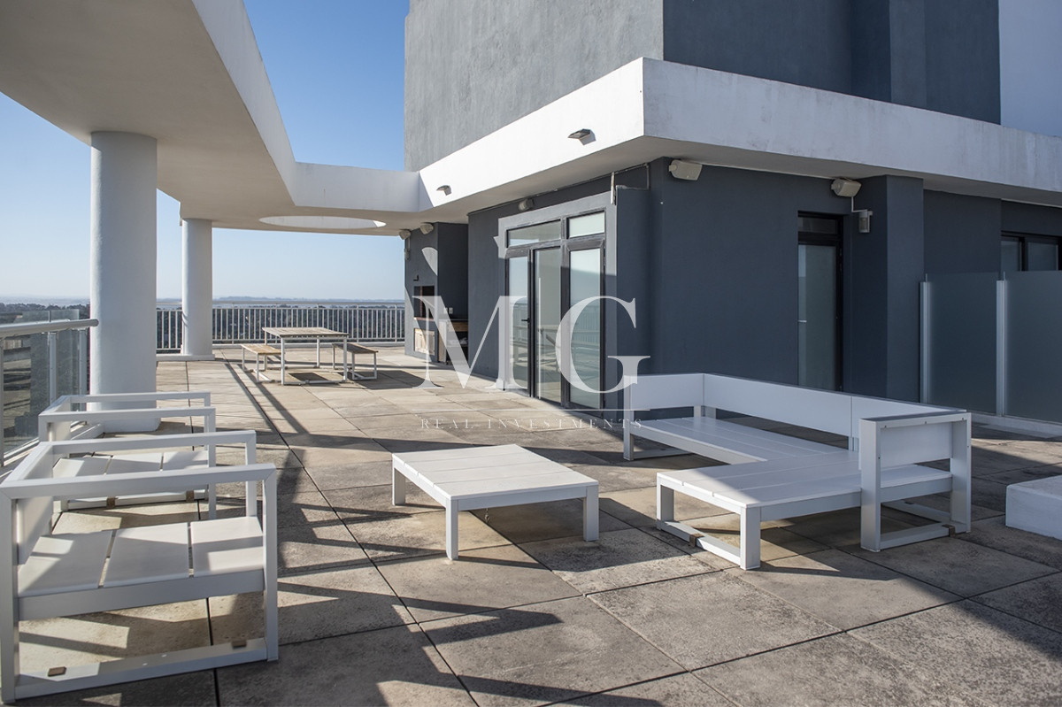 Apartamento ID.1501 - Vende departamento de 3 suites en Punta del Este.