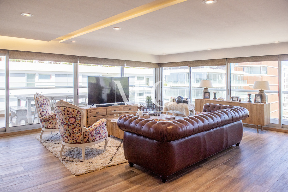 Apartamento ID.1496 - Departamento de 3 dormitorios en venta en torre Silente