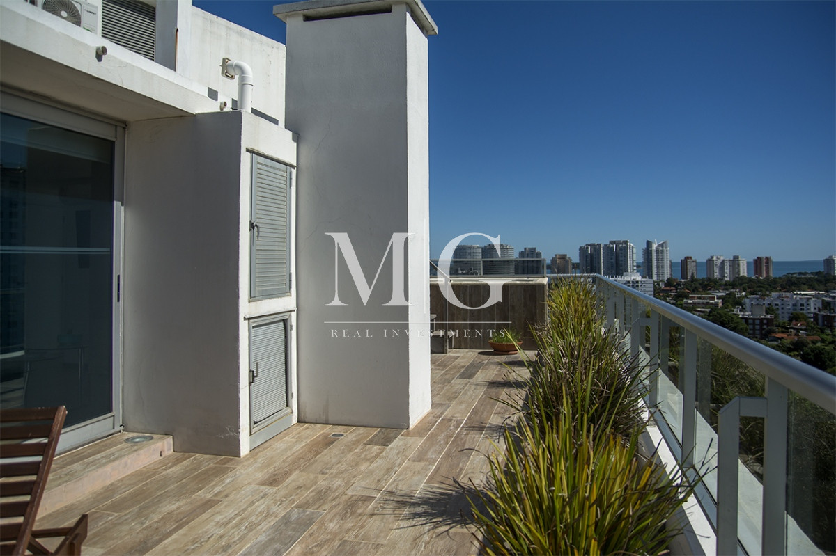Apartamento ID.1502 - Penthouse en Punta del Este, playa brava 4 dormitorios