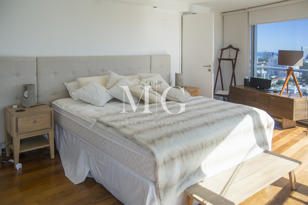 Apartamento ID.1502 - Penthouse en Punta del Este, playa brava 4 dormitorios