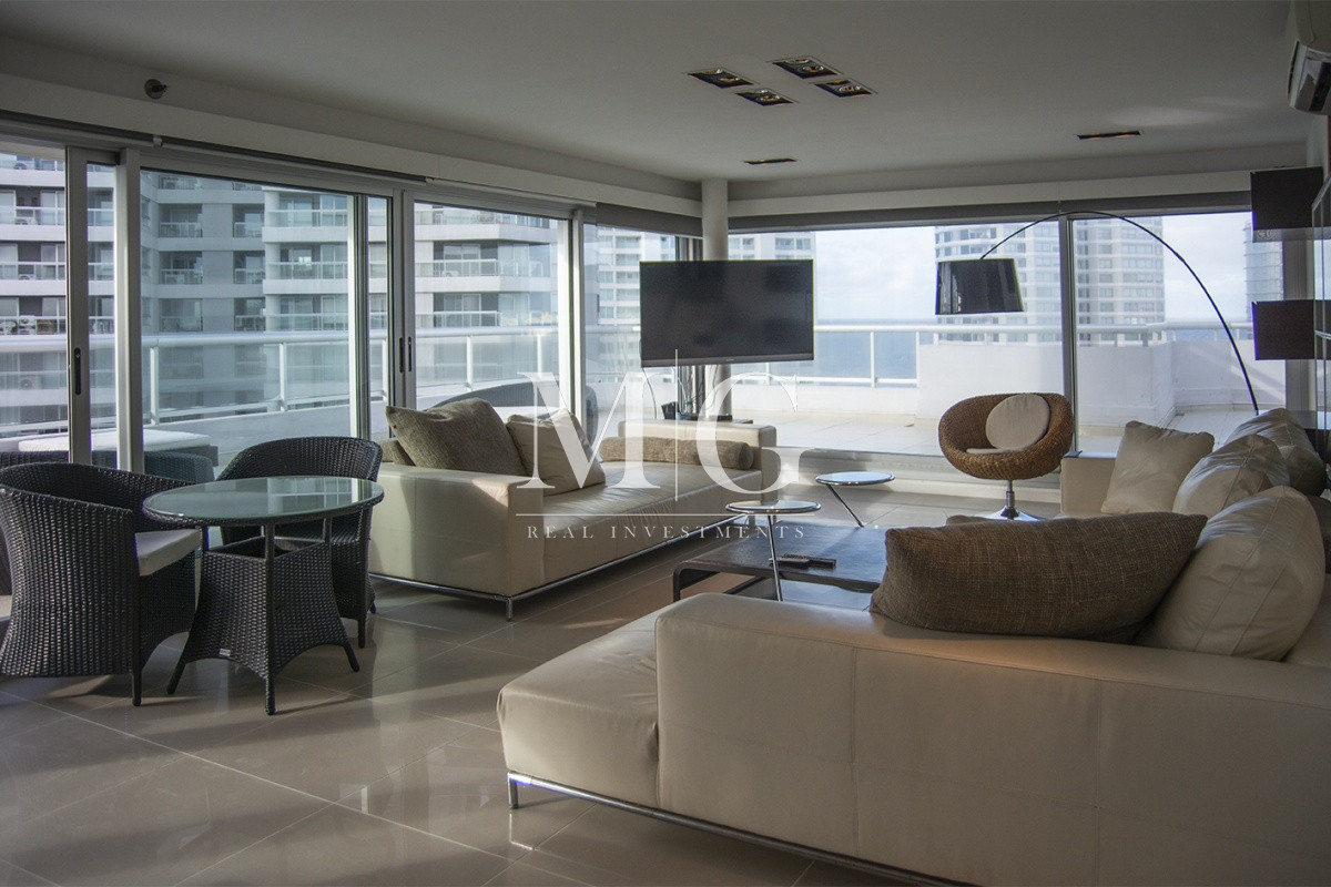 Apartamento ID.1494 - Departamento en piso alto, Quartier del Mar, en venta.