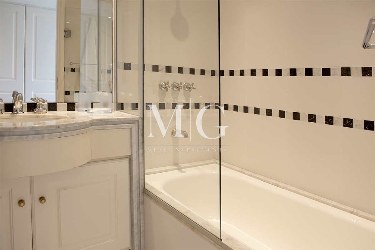 Apartamento ID.1497 - Penthouse Duplex en Venta de 4 dormitorios en Playa Brava , Punta del este 