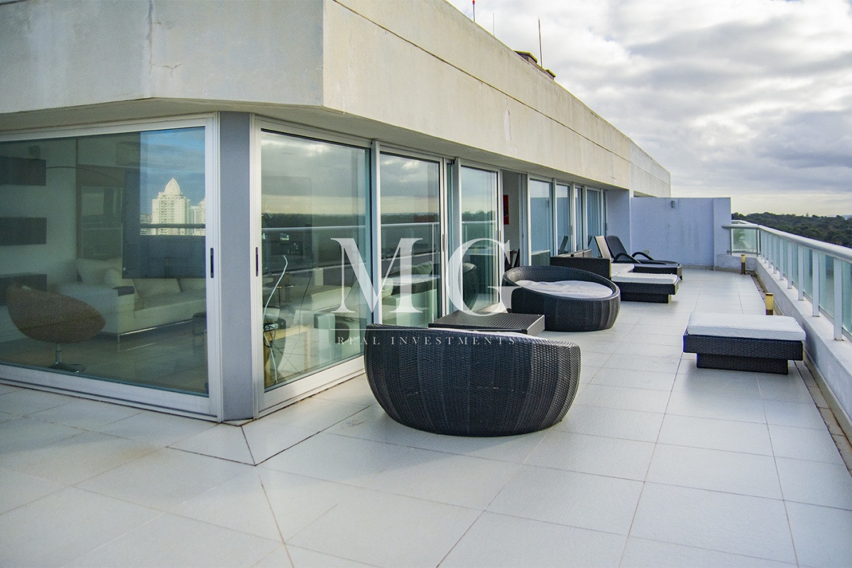 Apartamento ID.1494 - Departamento en piso alto, Quartier del Mar, en venta.