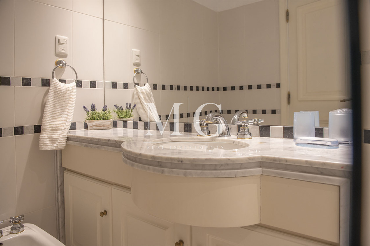 Apartamento ID.1497 - Penthouse Duplex en Venta de 4 dormitorios en Playa Brava , Punta del este 