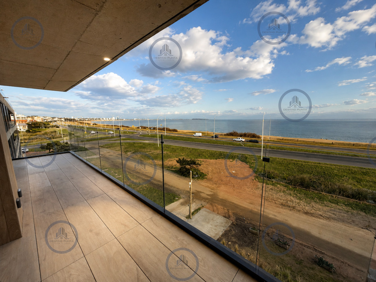 Apartamento ID.2059 - Espectacular Apartamento de 3 Dormitorios frente al mar. Walmer Lagoon Punta del Este