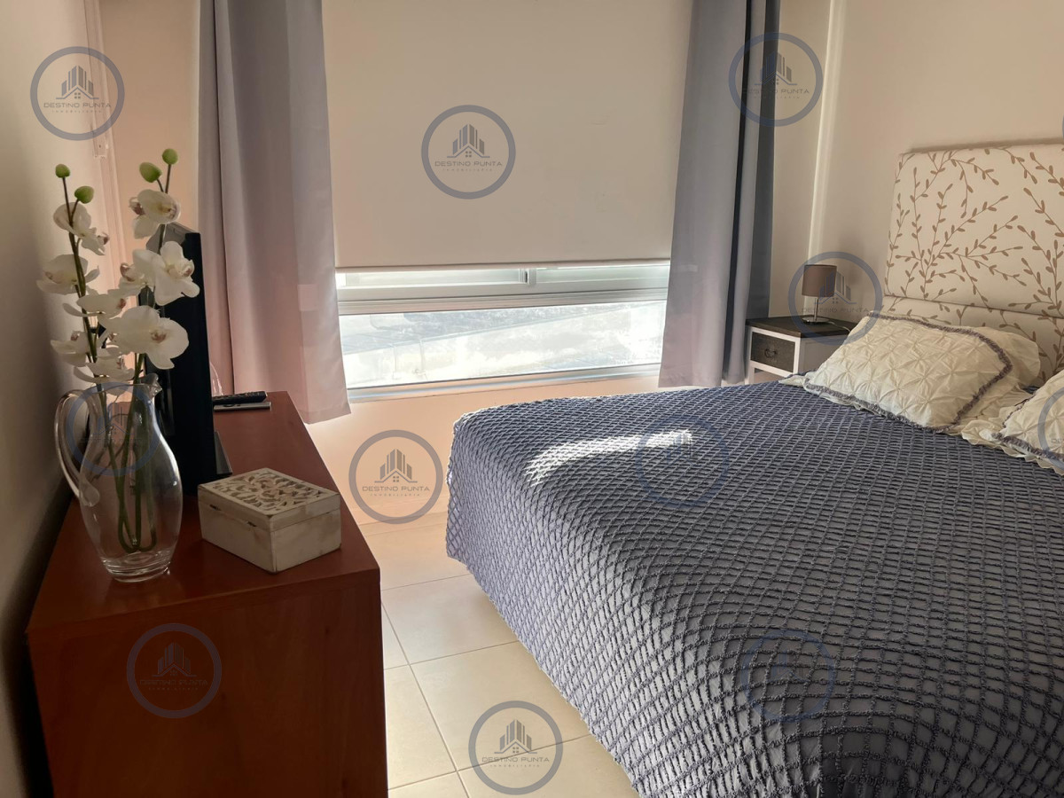 Apartamento ID.2124 - Venta Departamento de 2 dormitorios en Ocean Drive II, Punta del Este