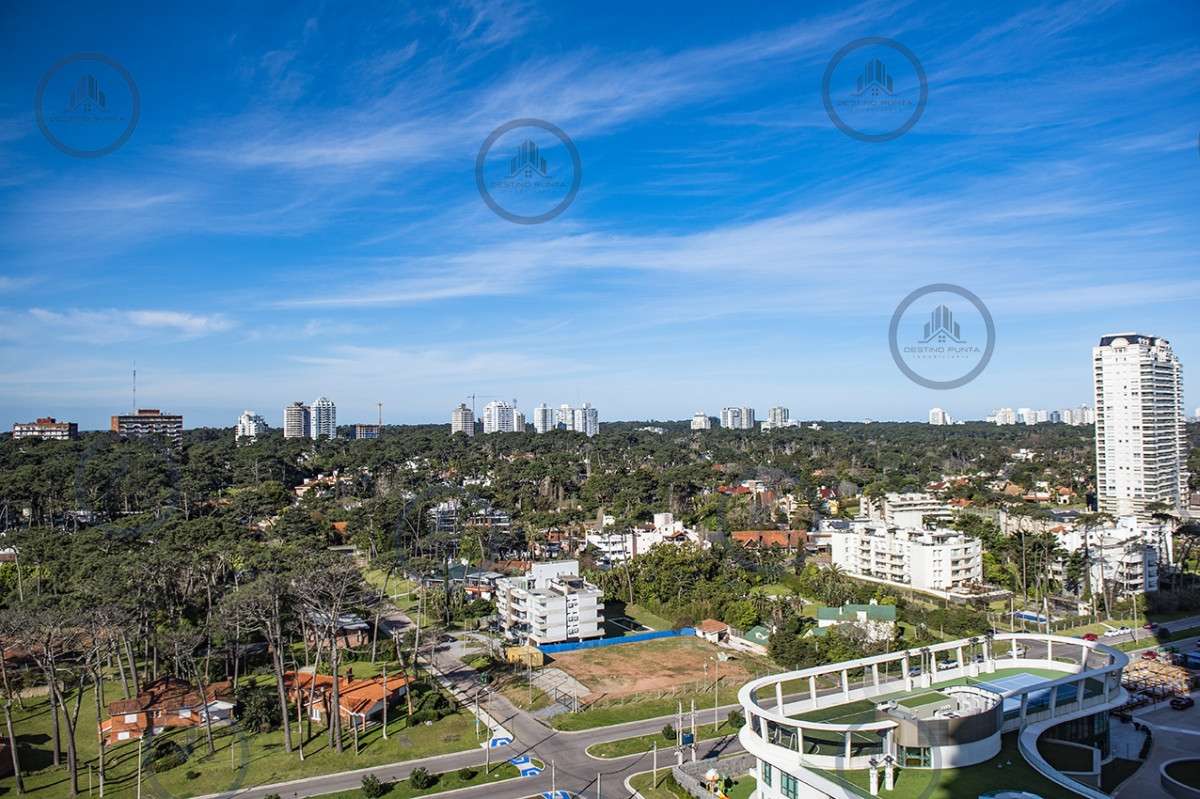 Apartamento ID.2204 - Moderno Apartamento Frente al Mar de 2 Dormitorios en Playa Mansa, Venetian