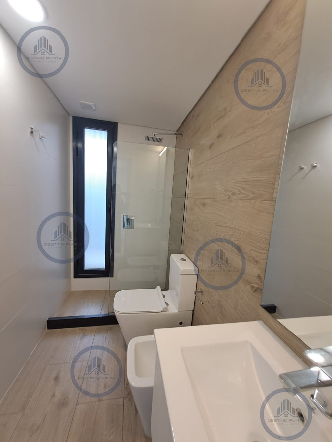 Apartamento ID.2059 - Espectacular Apartamento de 3 Dormitorios frente al mar. Walmer Lagoon Punta del Este