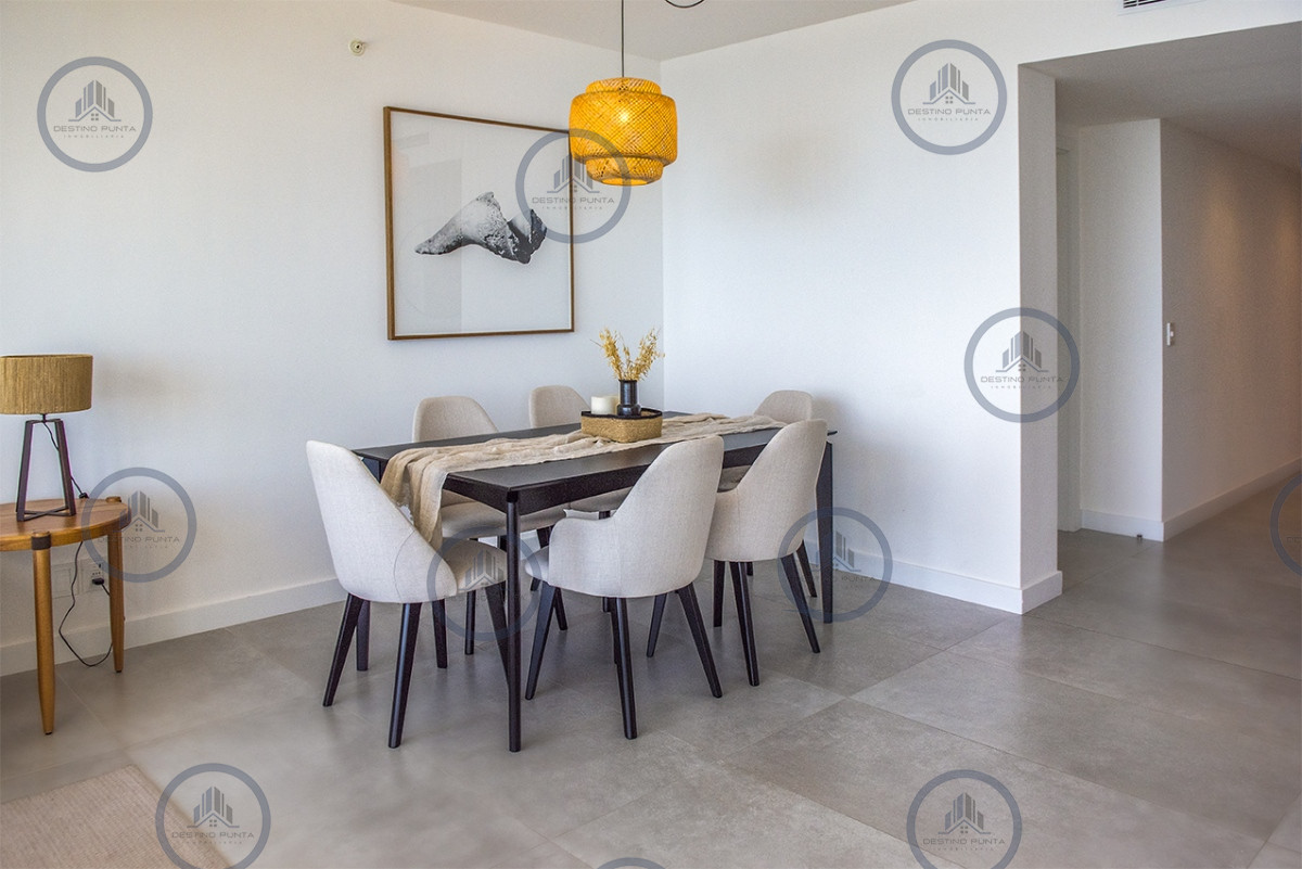 Apartamento ID.2204 - Moderno Apartamento Frente al Mar de 2 Dormitorios en Playa Mansa, Venetian