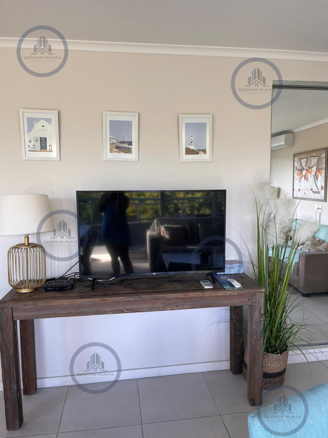Apartamento ID.2124 - Venta Departamento de 2 dormitorios en Ocean Drive II, Punta del Este