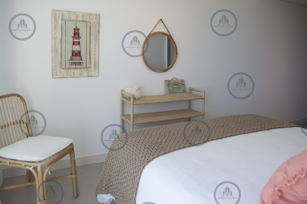 Apartamento ID.1699 - Apartamento de 3 Dormitorios, Piso alto en venta con Vista al Mar - Le Parc III Playa Brava