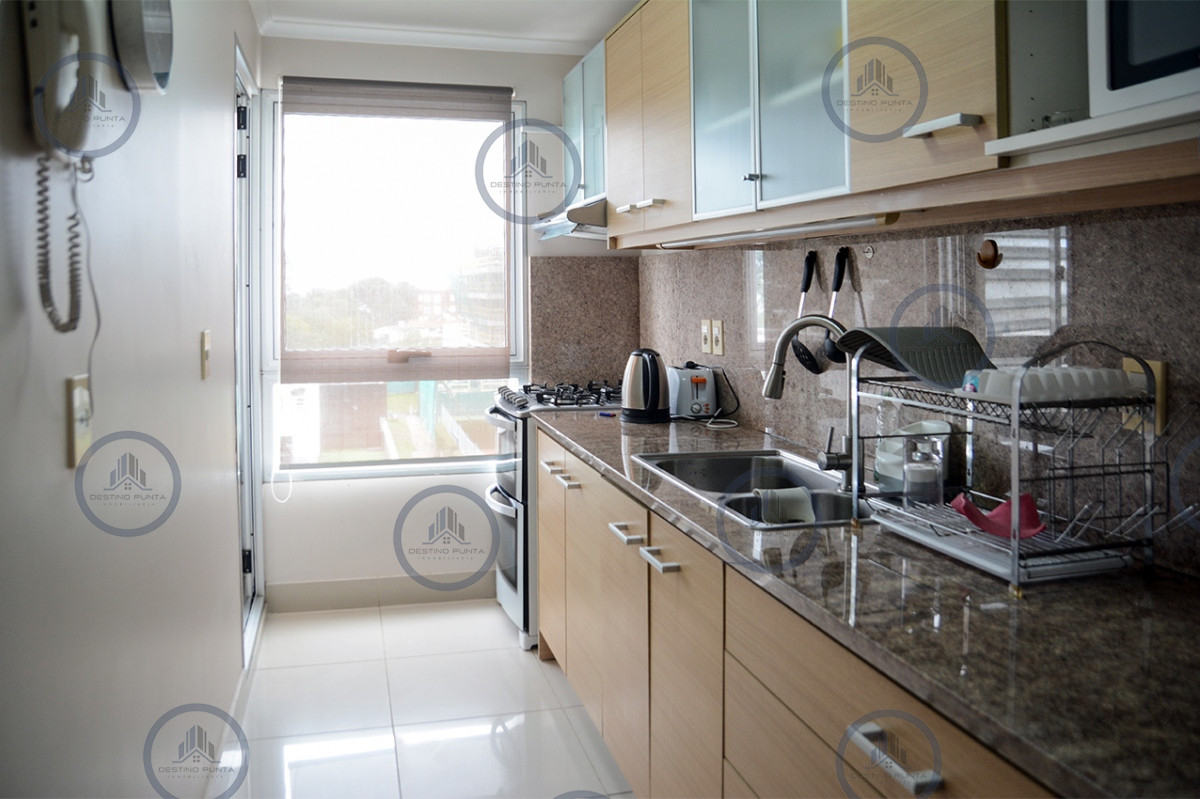 Apartamento ID.2957 - Departamento de 3 dormitorios en venta en Ocean Drive. 