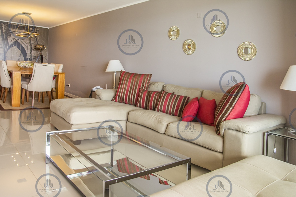 Apartamento ID.1961 - Venta Apartamento de 3 Dormitorios en Wind Tower, piso alto con Vista al Mar, Punta del Este 