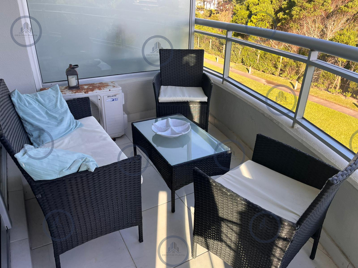 Apartamento ID.2124 - Venta Departamento de 2 dormitorios en Ocean Drive II, Punta del Este