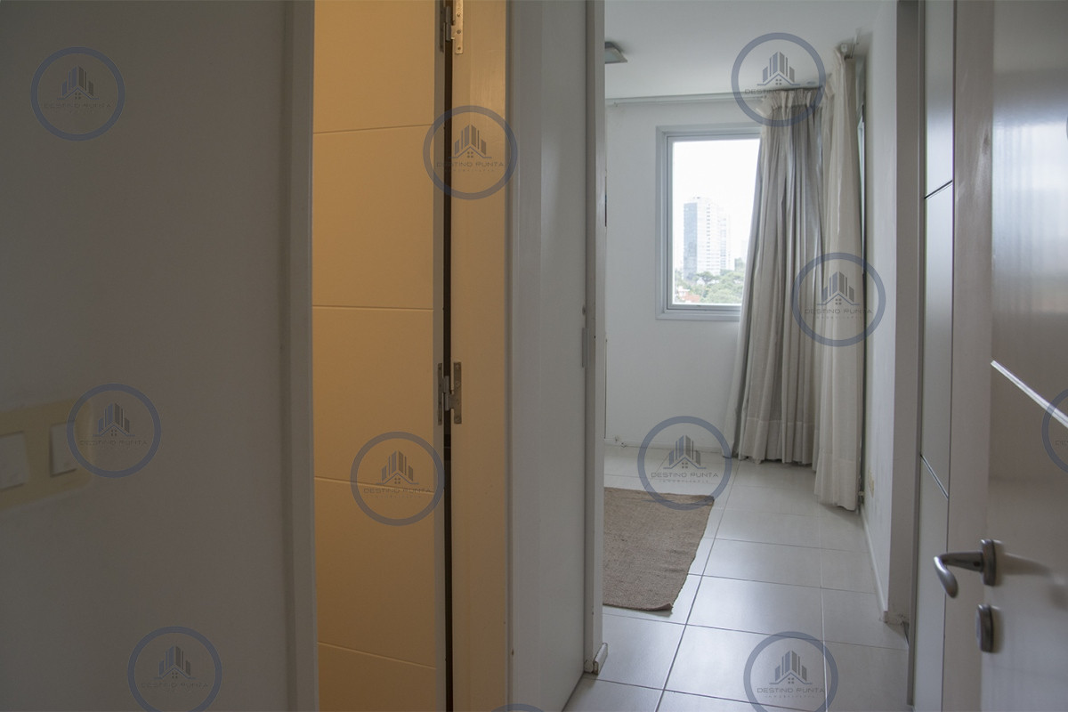 Apartamento ID.3316 - Apartamento de 3 dormitorios + dependencia , en brava , Punta del Este 