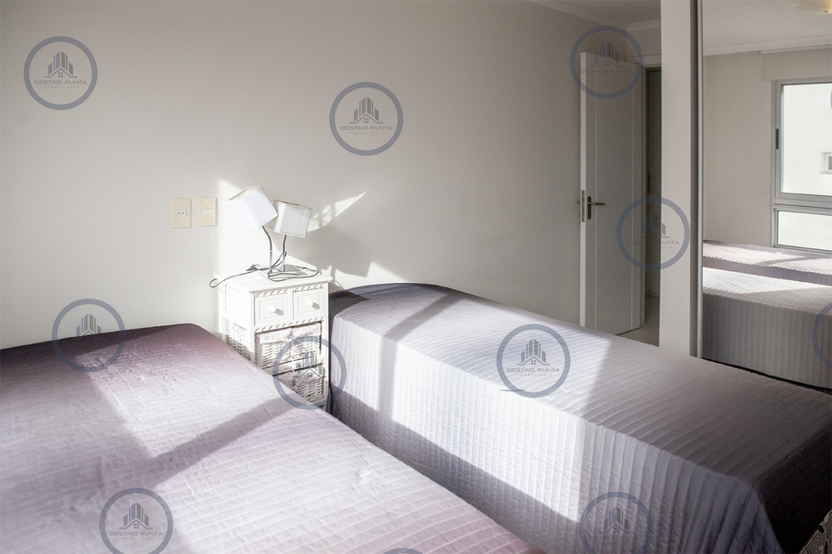 Apartamento ID.2958 - Se vende apartamento en ocean drive II de 3 dormitorios, Punta del Este 