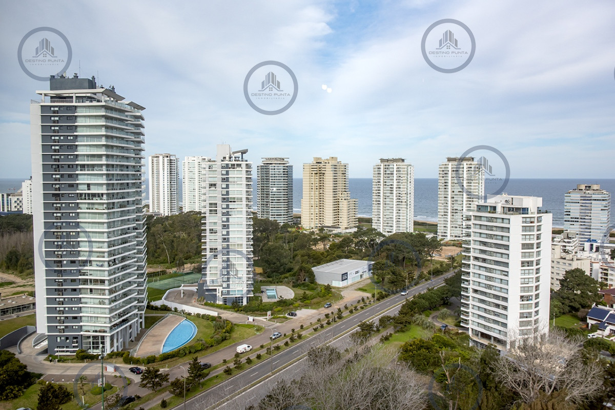 Apartamento ID.2958 - Se vende apartamento en ocean drive II de 3 dormitorios, Punta del Este 