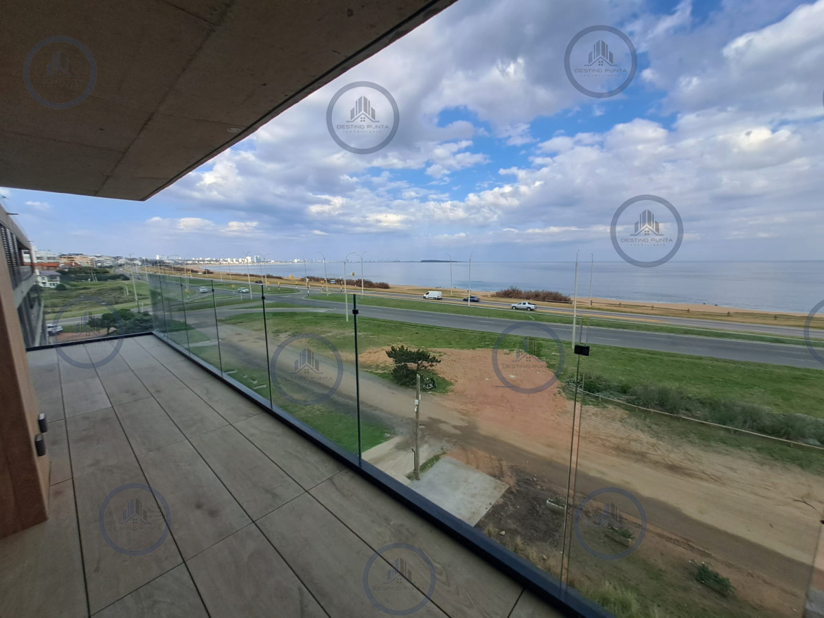 Apartamento ID.2059 - Espectacular Apartamento de 3 Dormitorios frente al mar. Walmer Lagoon Punta del Este