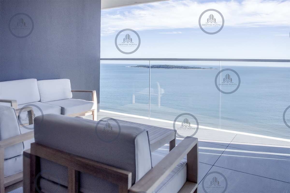 Apartamento ID.2204 - Moderno Apartamento Frente al Mar de 2 Dormitorios en Playa Mansa, Venetian