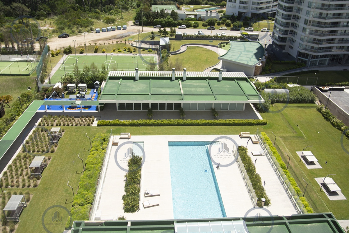 Apartamento ID.1700 - Apartamento de 3 Dormitorios, Piso alto en venta con Vista al Mar - Le Parc III Playa Brava