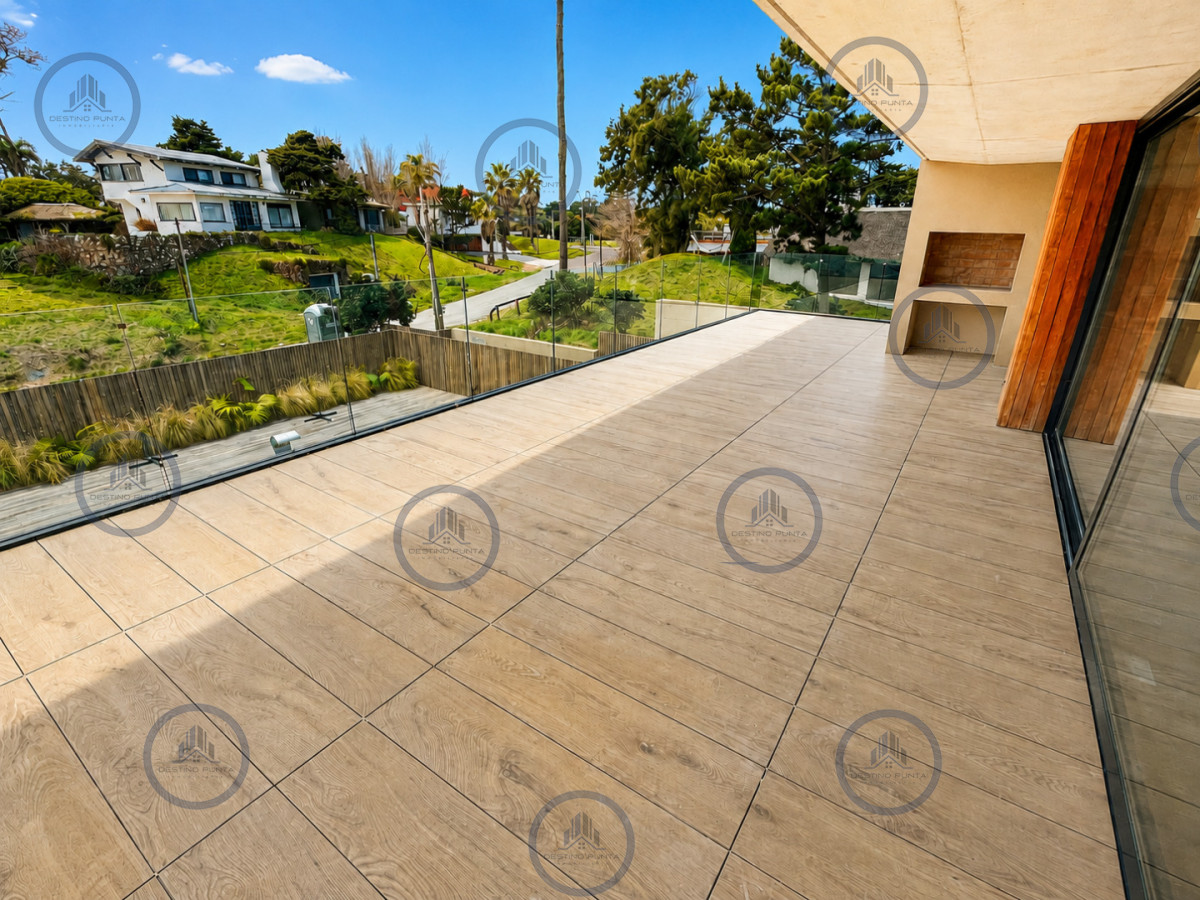 Apartamento ID.3361 - Departamento de 2 dormitorios con 2 baños en venta, gran terraza. Walmer Lagoon