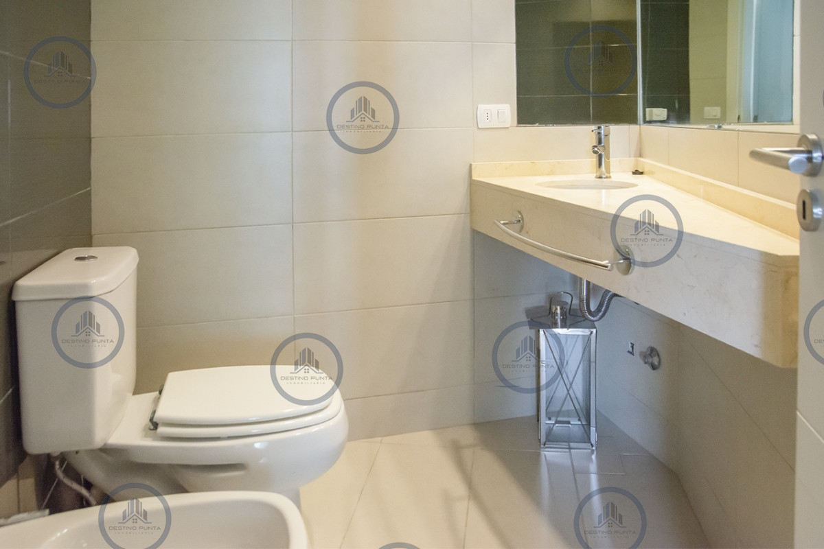 Apartamento ID.1961 - Venta Apartamento de 3 Dormitorios en Wind Tower, piso alto con Vista al Mar, Punta del Este 