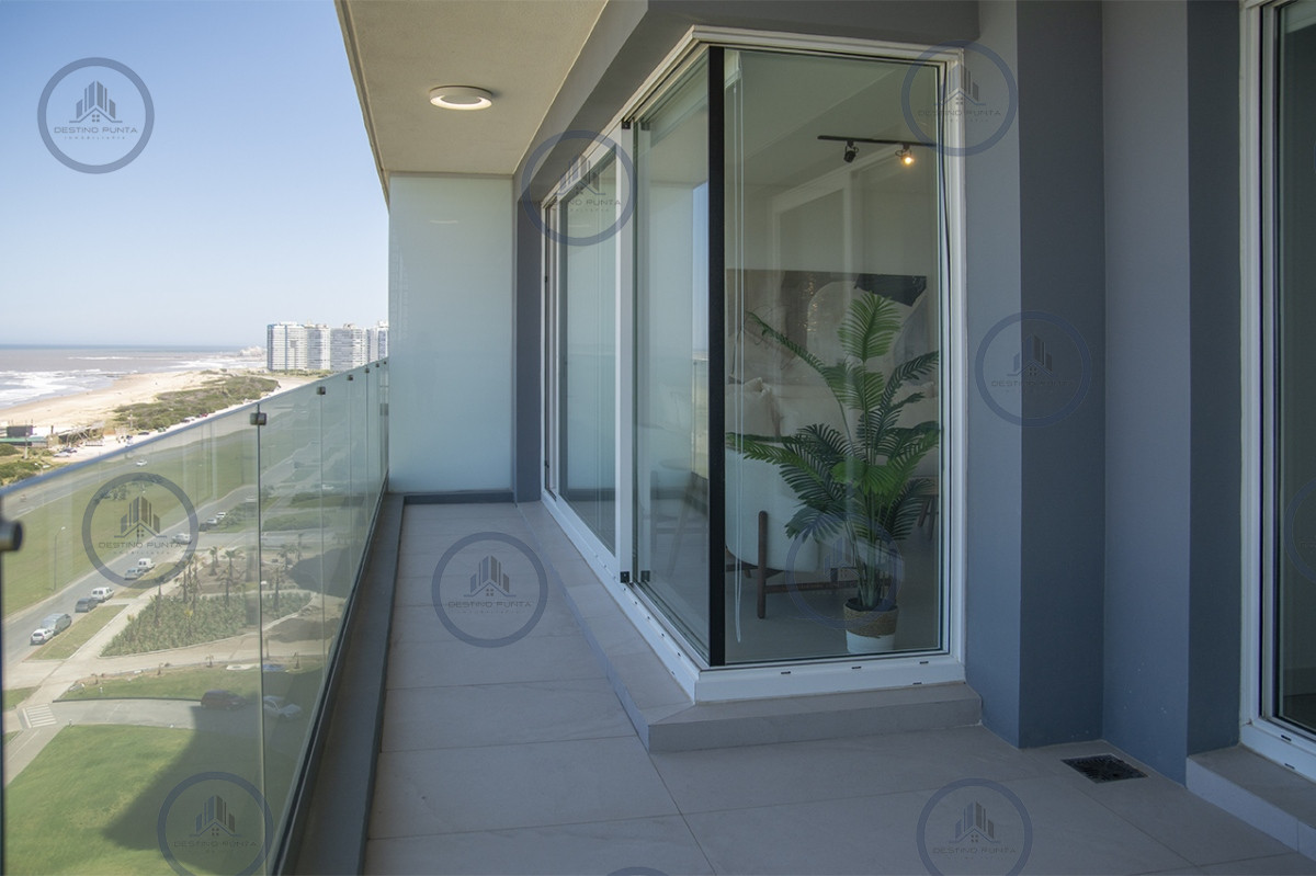 Apartamento ID.1700 - Apartamento de 3 Dormitorios, Piso alto en venta con Vista al Mar - Le Parc III Playa Brava