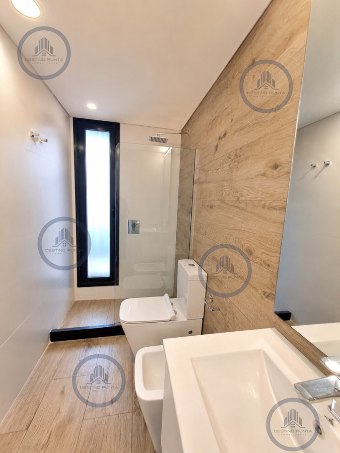 Apartamento ID.2059 - Espectacular Apartamento de 3 Dormitorios frente al mar. Walmer Lagoon Punta del Este