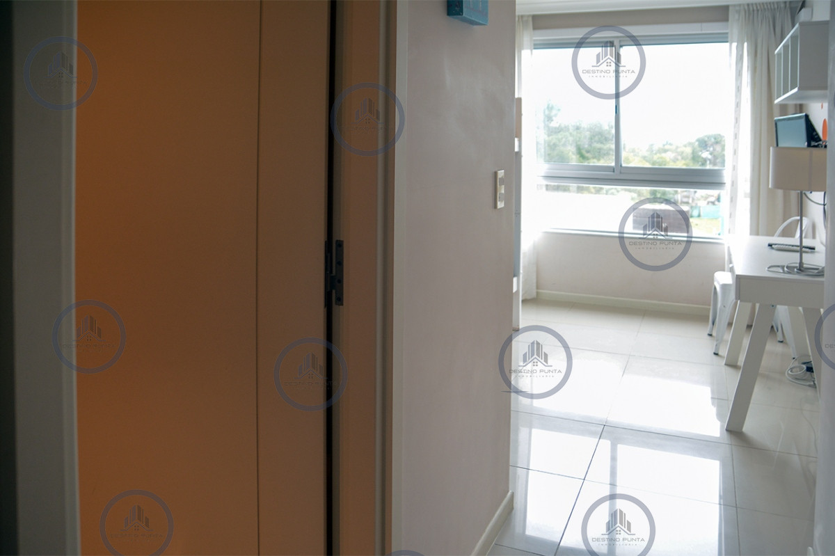 Apartamento ID.2957 - Departamento de 3 dormitorios en venta en Ocean Drive. 