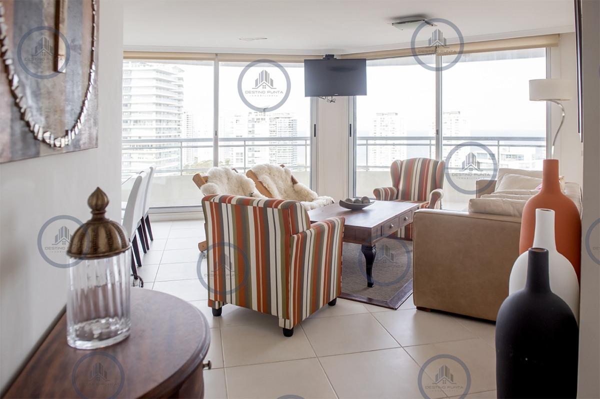 Apartamento ID.2958 - Se vende apartamento en ocean drive II de 3 dormitorios, Punta del Este 
