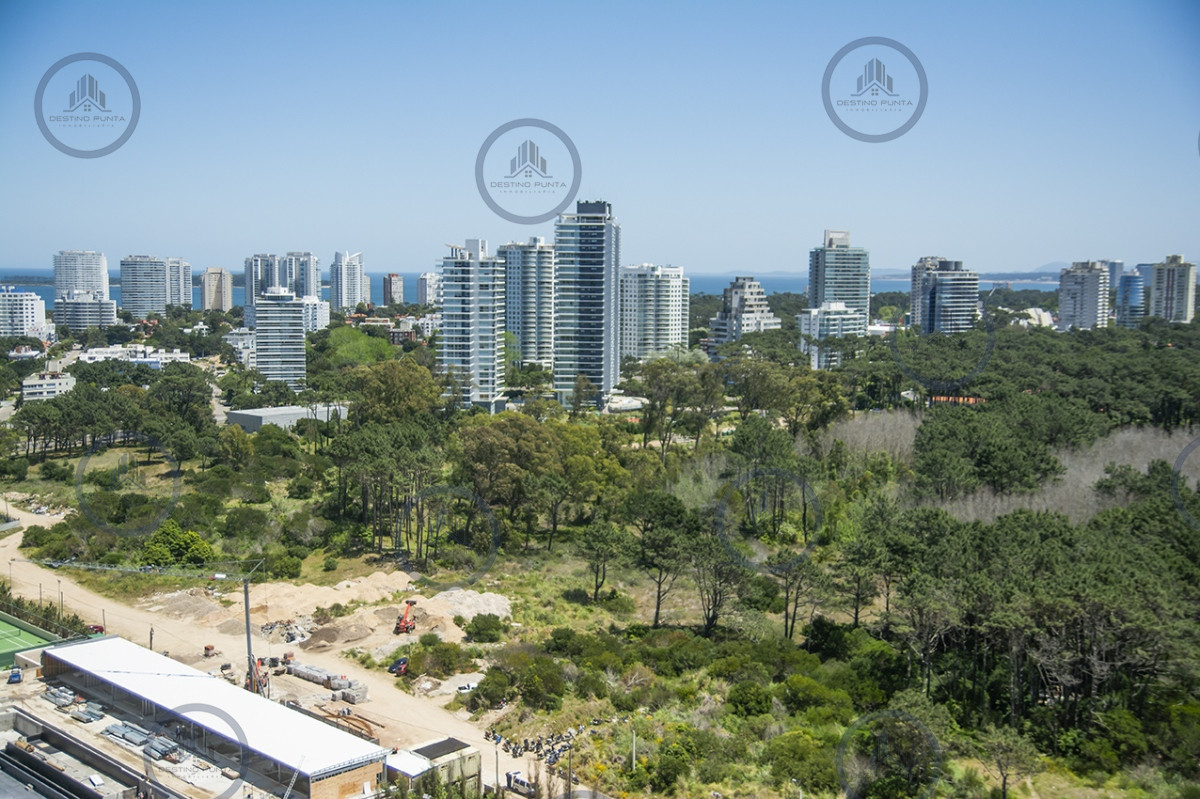 Apartamento ID.1699 - Apartamento de 3 Dormitorios, Piso alto en venta con Vista al Mar - Le Parc III Playa Brava