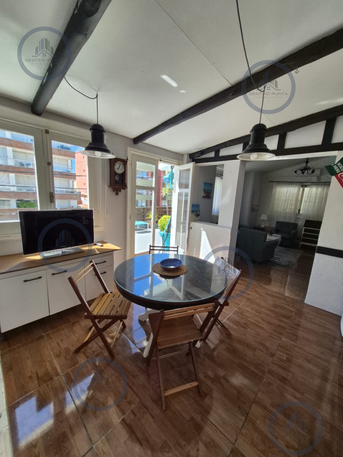 Casa de 2 Dormitorios en Alquiler Anual en Península Punta del Este — fotografía 4