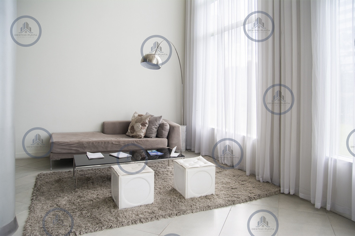 Apartamento ID.2124 - Venta Departamento de 2 dormitorios en Ocean Drive II, Punta del Este