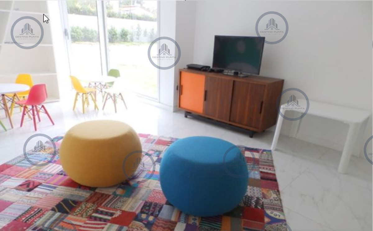 Oportunidad imperdible, comodo departamento. - Imagen 36